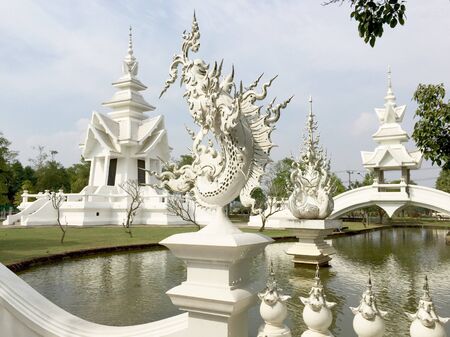 White templeの素材