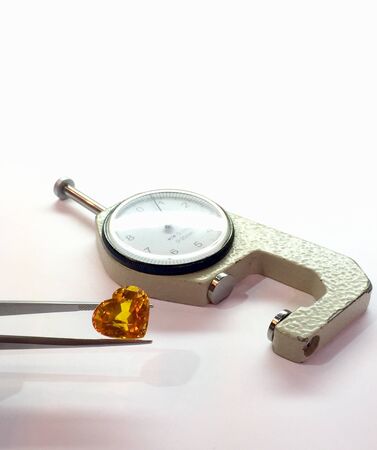 Yellow Sapphireの素材