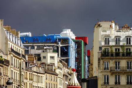 Typical Paris street view, summer day.  Franceの写真素材