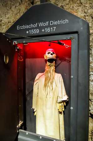 23 august 2016. Austria, Salzburg. Museum of old marionettes, theater of dolls.のeditorial素材