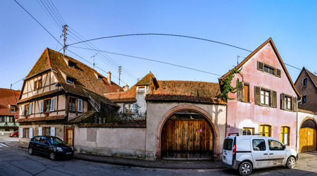 Old but beautiful alsacien windows on the sun, Selestat, Alsace, Francxeのeditorial素材