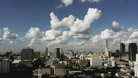 Chicken on the skyの素材