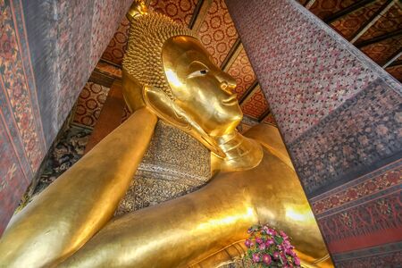 Magnificent big buddha statue at Wat Pho (Temple), Bangkok, Thailandのeditorial素材