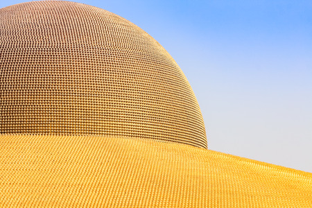 PATHUM THANI - February 11: Million golden Buddha figurine of Dhammakaya Pagoda at Wat Dhammakaya on February 11, 2017 in Pathum Thani, Thailand.のeditorial素材