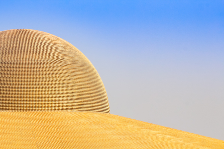 PATHUM THANI - February 11: Million golden Buddha figurine of Dhammakaya Pagoda at Wat Dhammakaya on February 11, 2017 in Pathum Thani, Thailand.のeditorial素材