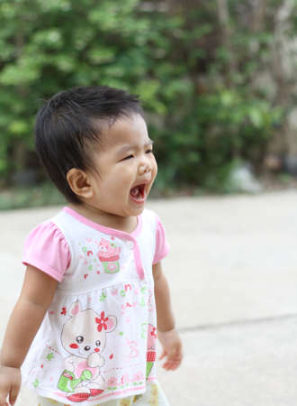 asian child walk toddler