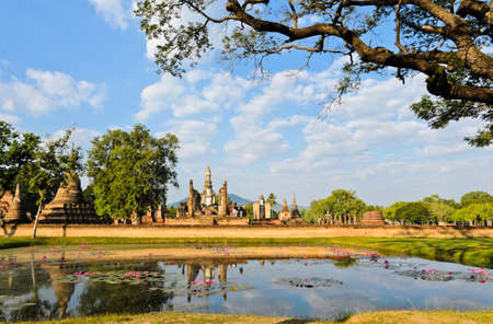 A view of Wat Mahathat at night in Sukhothai Historical Park, Thailandの写真素材