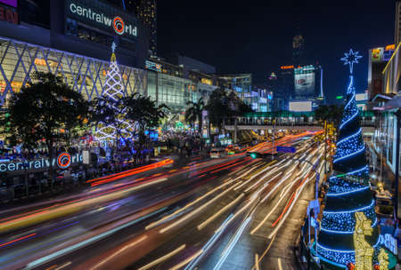 BANGKOK, THAILAND - JANUARY 1, 2015 : Night illumination of Christmas and New Year celebration 2015 at Central World shopping mall, Ratchaprasong intersection in Bangkok, Thailandのeditorial素材