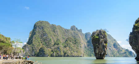 PHANG-NGA, THAILAND - MAY 10, 2016 : Ko Tapu or James Bond Island of Ao Phang Nga National Park in Phang Nga Province, Thailandのeditorial素材