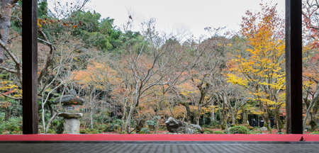 Autumn scenery of a beautiful Japanese Garden at Enkoji Temple in Kyoto, Japanのeditorial素材
