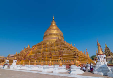 Shwezigon Pagoda Bagan Myanmarの写真素材