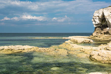 Overlooking Thornwick Bay Flamborough Yorkshire England UK.のeditorial素材