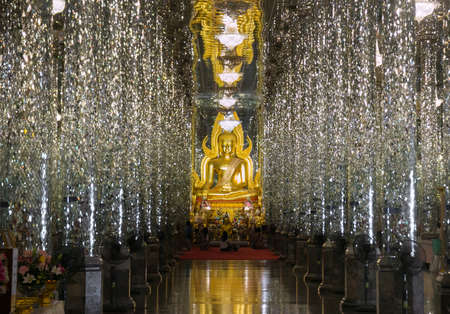 Golden Buddha in watthasung at uthaithani ,Thailand.のeditorial素材