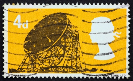GREAT BRITAIN  CIRCA 1966: a stamp printed in the Great Britain shows Jodrell Bank Radio Telescope, circa 1966の写真素材