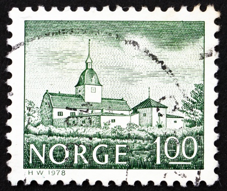NORWAY - CIRCA 1978: a stamp printed in the Norway shows Austratt Manor, Trondheim, Norway, circa 1978のeditorial素材
