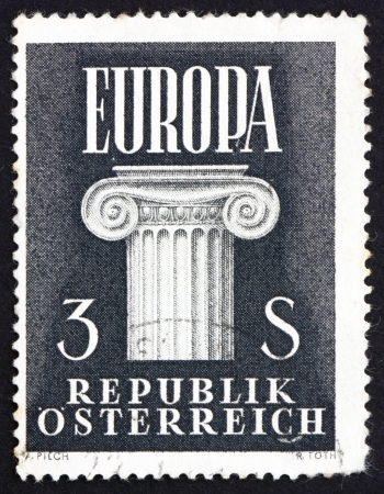 AUSTRIA - CIRCA 1960: a stamp printed in the Austria shows Ionic Capital, Idea of a United Europe, circa 1960のeditorial素材