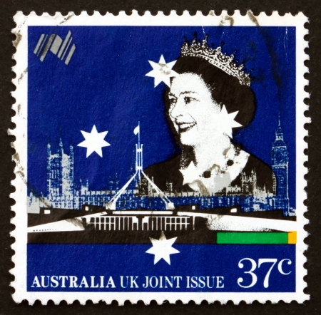 AUSTRALIA - CIRCA 1988: a stamp printed in the Australia shows British and Australian Parliaments, Queen Elizabeth II, Australia Bicentennial, circa 1988のeditorial素材