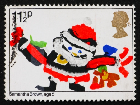 GREAT BRITAIN - CIRCA 1981: a stamp printed in the Great Britain shows Santa Claus, Drawing by Samantha Brown, Age 5, Christmas, circa 1981のeditorial素材