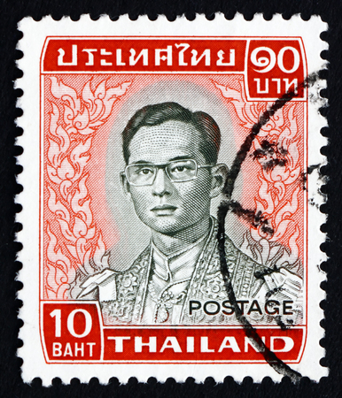 THAILAND - CIRCA 1972: a stamp printed in the Thailand shows King Bhumibol Adulyadej, Rama IX, King of Thailand, circa 1972のeditorial素材