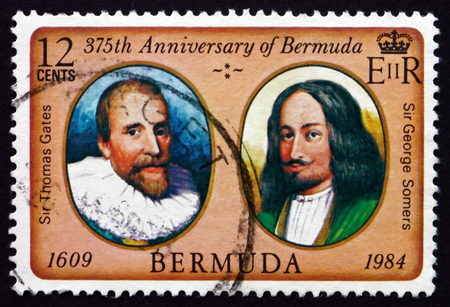 BERMUDA - CIRCA 1984: a stamp printed in Bermuda shows Thomas Gates and George Somers, 375th Anniversary of Bermuda Settlement, circa 1984のeditorial素材