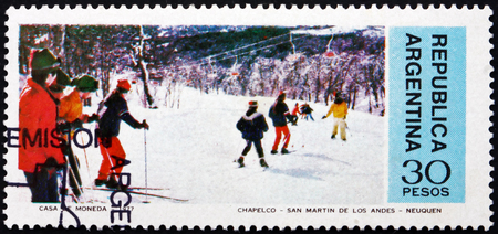 ARGENTINA - CIRCA 1977: a stamp printed in the Argentina shows Skiers, San Martin de los Andes, circa 1977のeditorial素材