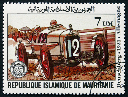 MAURITANIA - CIRCA 1982: a stamp printed in the Mauritania shows Duesenberg 1921, Race Car, circa 1982のeditorial素材