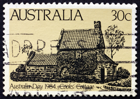 AUSTRALIA - CIRCA 1984: a stamp printed in Australia shows Cook's Cottage, Australia Day, circa 1984のeditorial素材