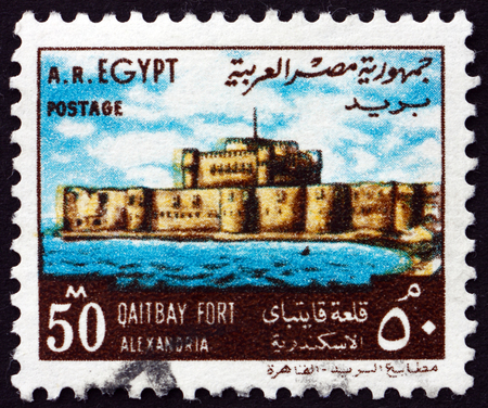 EGYPT - CIRCA 1972: a stamp printed in Egypt shows Qaitbay Fort, Alexandria, circa 1972のeditorial素材