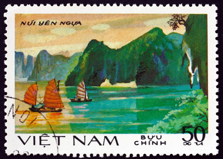 VIETNAM - CIRCA 1984: a stamp printed in Vietnam shows rock formation, Nui Yen Ngua, circa 1984のeditorial素材