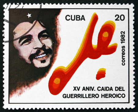 CUBA - CIRCA 1982: a stamp printed in the Cuba shows Ernesto Che Guevara, 15th death anniversary, circa 1982のeditorial素材