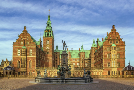 Frederiksborg Palace is a palace in Hillerod, Denmark. It was built as a royal residence for King Christian IV and is now a museum of national history.のeditorial素材