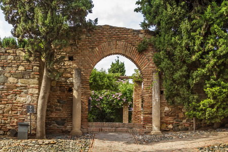 The Alcazaba is a palatial fortification in Malaga, Spain. Arch in the Gardenのeditorial素材