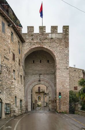 gate in the wall of Assisi, Italyの写真素材