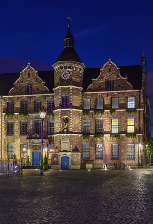 city hall of Dusseldorf (Rathaus) in evening, Germanyのeditorial素材
