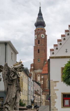 view of gothic Basilica of St. Jacob in Straubing, Germanyの写真素材