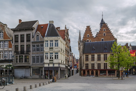 view of historic houses on  Grand Market Square (Grote Markt) in Mechelen, Belgiumのeditorial素材
