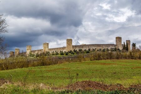Wall around the city of Monteriggioni, Tuscany, Italyのeditorial素材