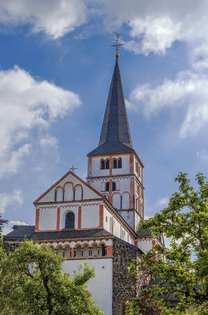 The Doppelkirche Schwarzrheindorf is a Romanesque church in Bonn, Germany. The church was once part of a Benedictine nunnery located at Schwarzrheindorf, now part of Bonn.の写真素材