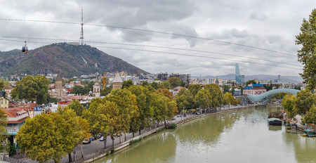 Panoramic view of Tbilisi with Kura river from Metekhi church, Georgiaのeditorial素材