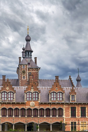 Ooidonk Castle is a castle in the city of Deinze, East Flanders, Belgiumのeditorial素材