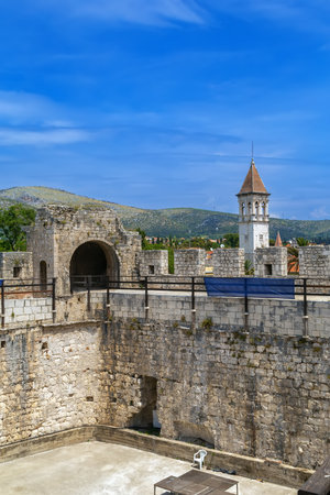 Kamerlengo is a castle and fortress in Trogir, Croatia. Courtyardのeditorial素材
