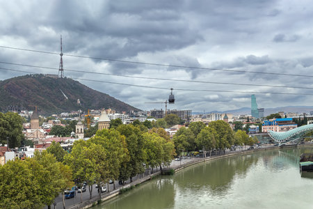 View of Tbilisi with Kura river from Metekhi church, Georgiaの写真素材