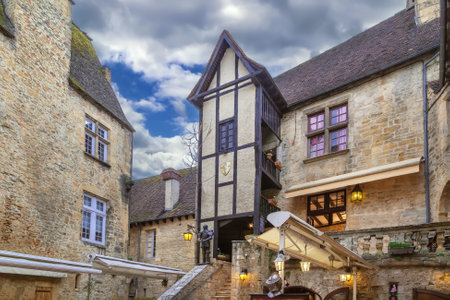 Square in Sarlat-la-Caneda historical center, Franceの写真素材