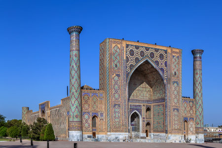 Facade of Ulugh Beg Madrasa, Samarkand, Uzbekistanの写真素材
