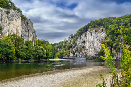 Rocky shores of the Danube near Kelheim, Germanyの写真素材