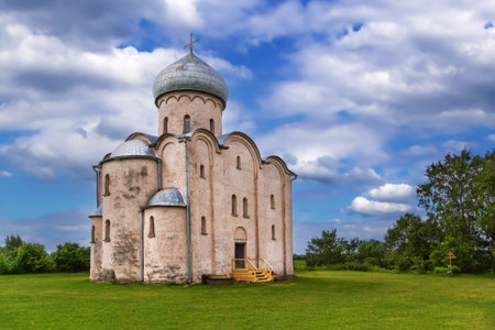 Church of the Transfiguration of the Savior on Nereditsa from the 12th century, Novgorod, Russiaの写真素材