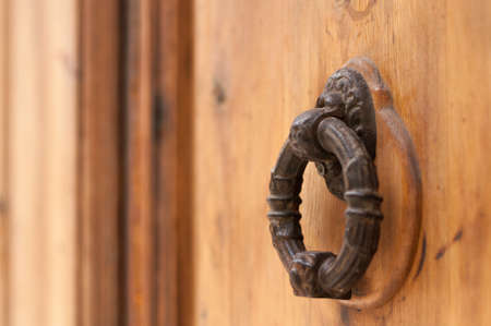 old door knockerの写真素材