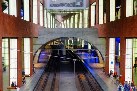 Antwerp, Belgium, May 2019,  Tourists and commuters waiting for train at the Antwerp Central railway station. Antwerp Central the main train station in the Belgian city of Antwerp.のeditorial素材