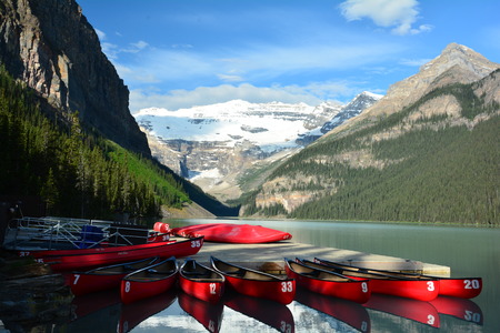 Lake Louise,Banff National Park,Alberta Canada.のeditorial素材