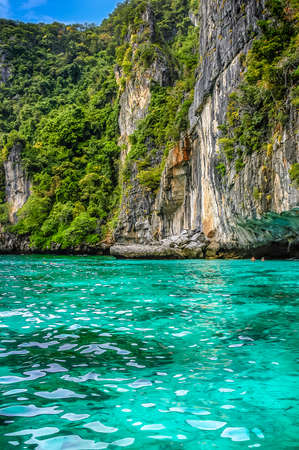 Tropical bay with rocks - South Thailandの写真素材